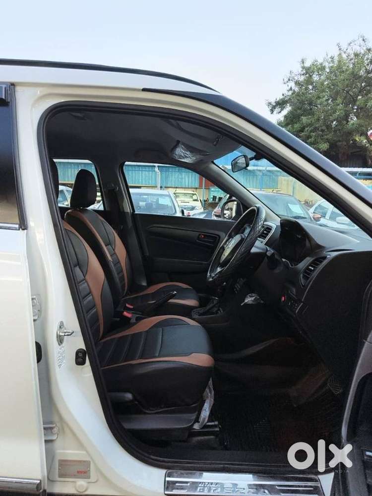Maruti Suzuki Brezza Vxi At, 2022, Petrol