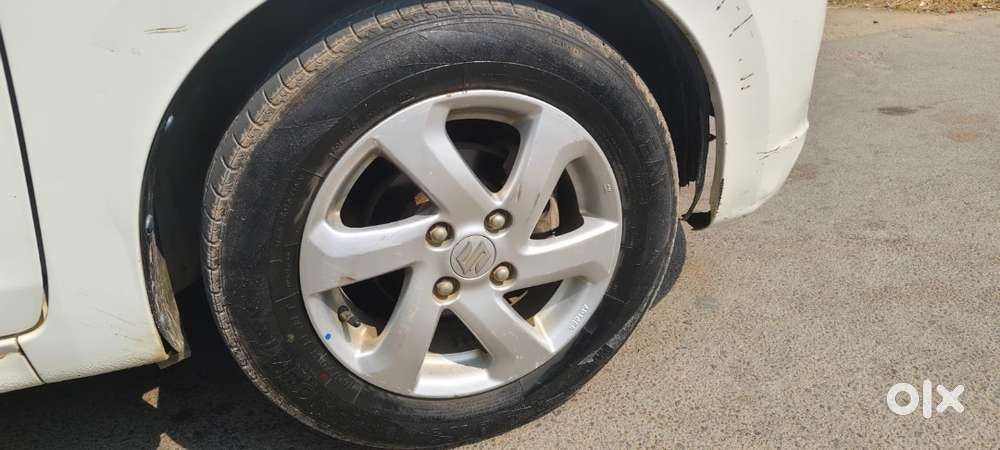 Maruti Suzuki Celerio Zxi Petrol 2017