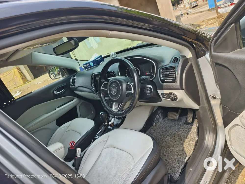 Jeep Compass 2020 Diesel Maintained, 4*4 Automatic Panoramic Sunroof
