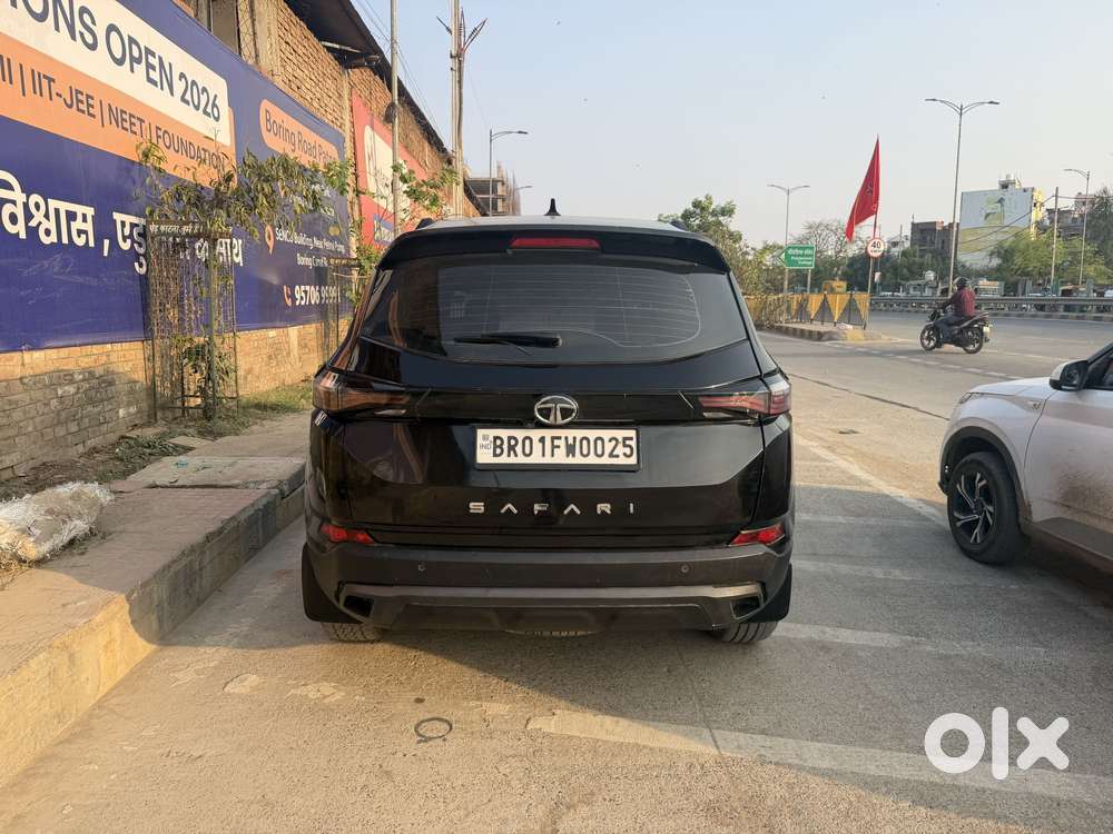 Tata Safari 2.0 Kryotec Xza Plus (o) 6s Red Dark Edition, 2022, Dies..