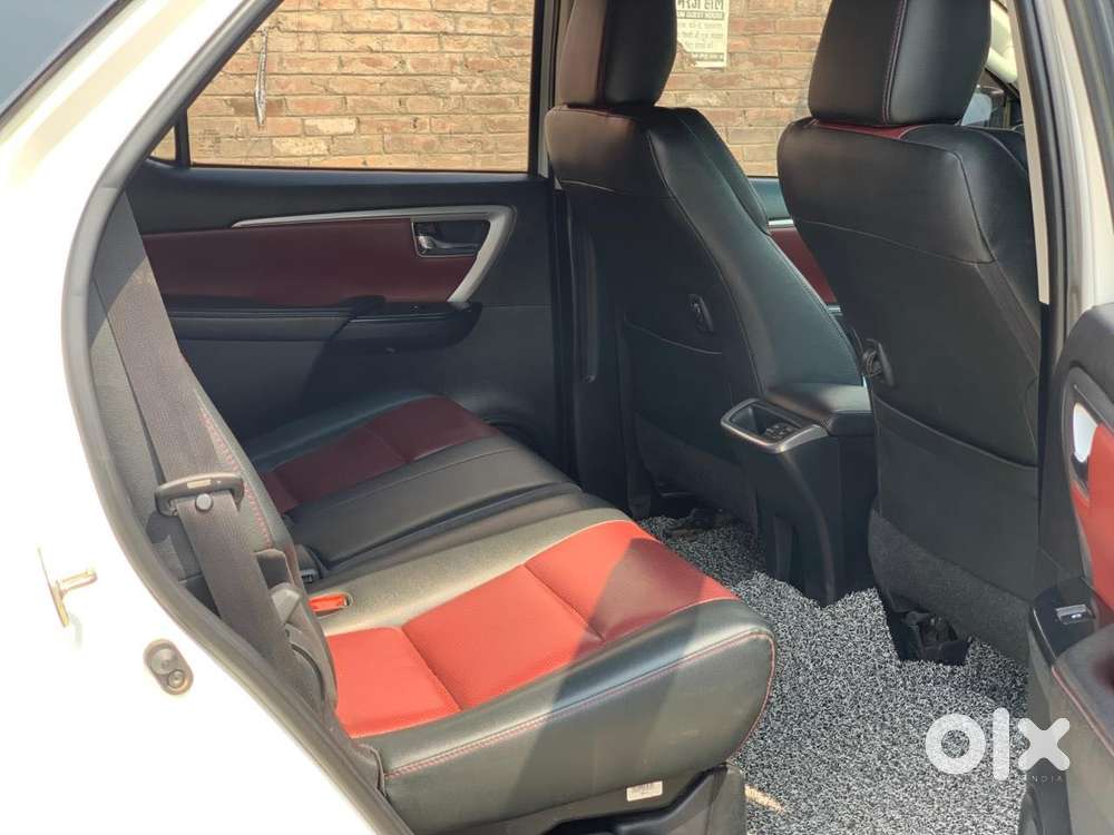 Toyota Fortuner Legender 4x4 At 2.8, 2023, Diesel