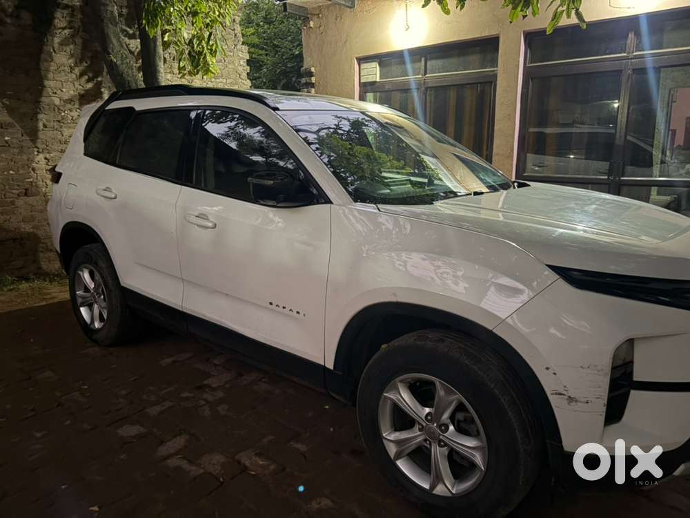 Tata Safari 2025 Diesel 25000 Km Driven