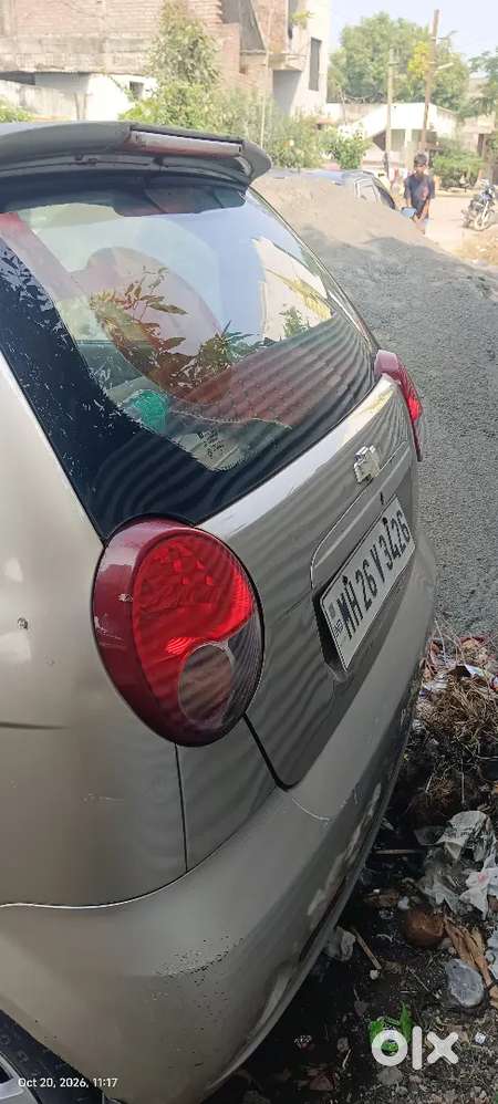 Chevrolet Spark 1.0 LS 2011 car