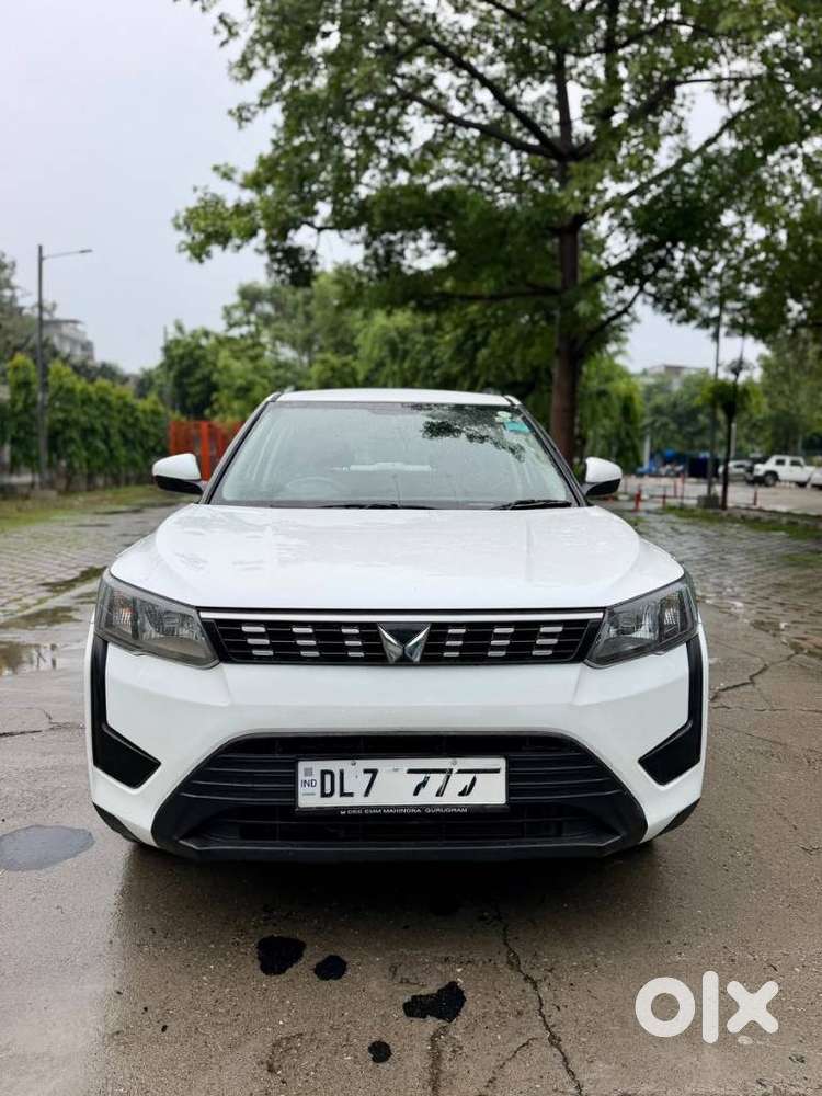 Mahindra Xuv300 W6, 2024, Petrol