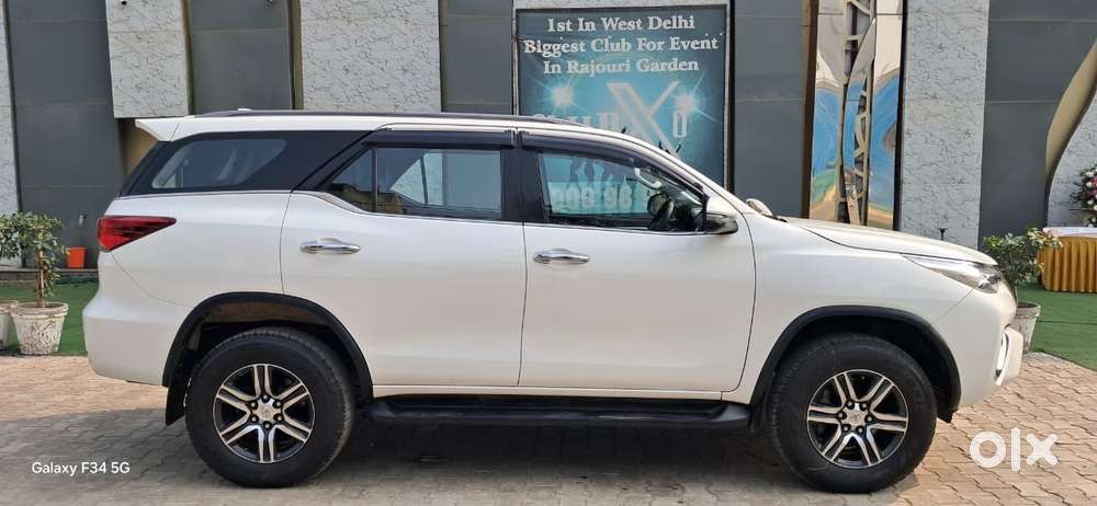 Toyota Fortuner 4x2 At 2.8 Diesel, 2018, Diesel