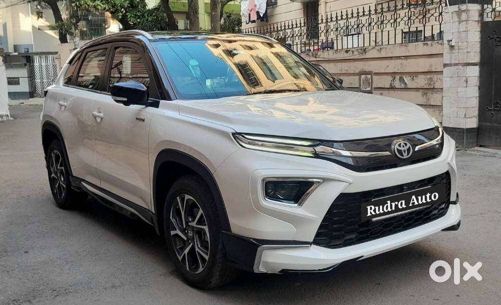 Toyota Urban Cruiser Hyryder 1.5 V Hybrid, 2025, Petrol