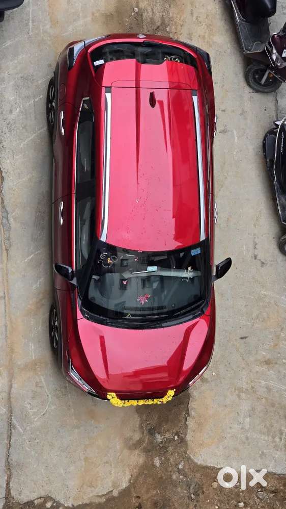 Nissan Magnite Tekna Non Turbo  Topend 2025 - 7500km Driven