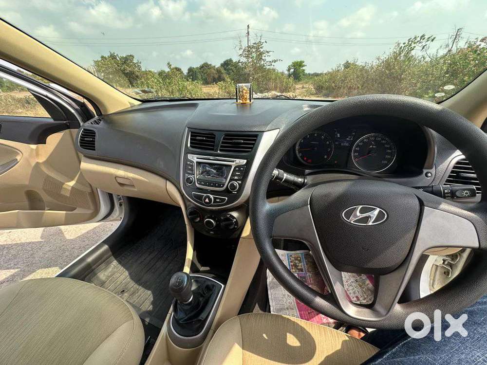 Hyundai Verna Vtvt 1.4 E, 2015, Petrol