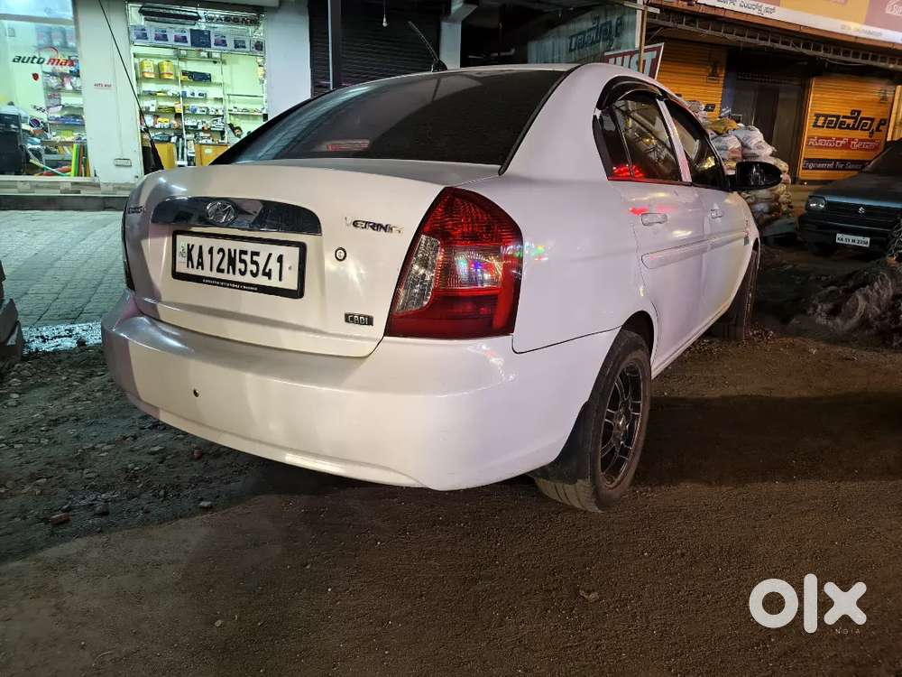 Hyundai Verna 2008 Diesel 180000 Km Driven