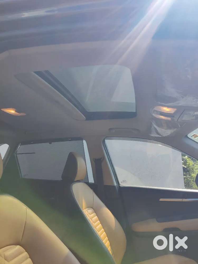 Kia Sonet 1.0 Htx 2025 Sunroof Alloy Sab Hai