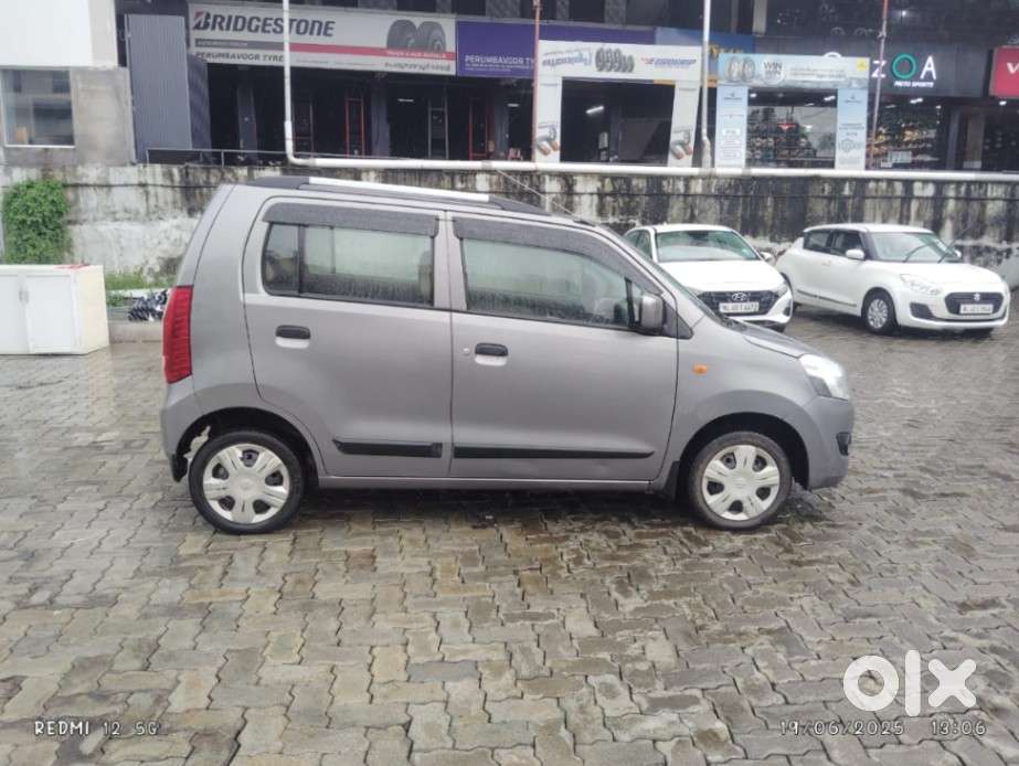 Maruti Suzuki Wagon R Amt Vxi, 2017, Petrol