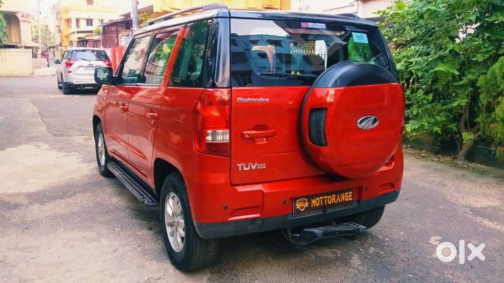 Mahindra Tuv 300 Mhawk100 T8 Dual Tone, 2018, Diesel