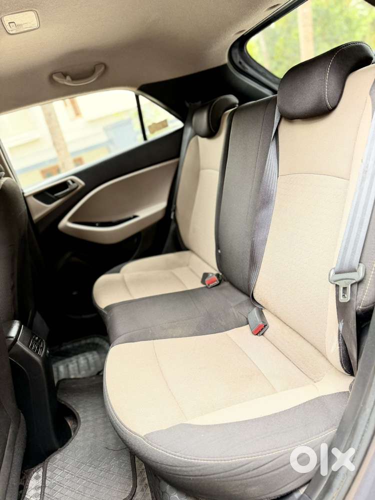 Hyundai I20 Petrol Asta Option, 2016, Petrol