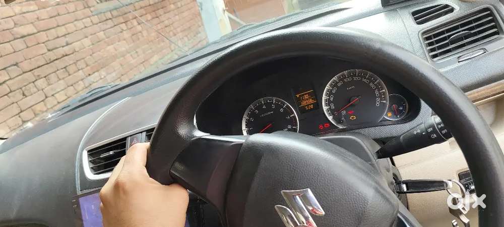 Maruti Suzuki Dzire 2013 Cng