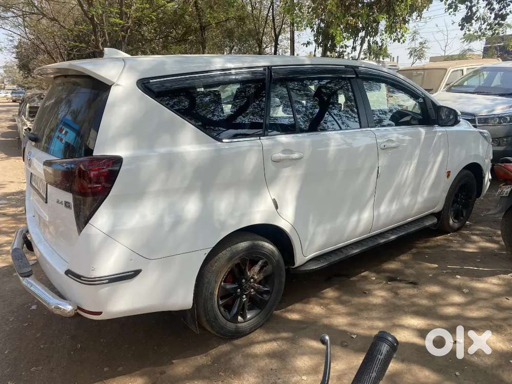 Toyota Innova Crysta 2017