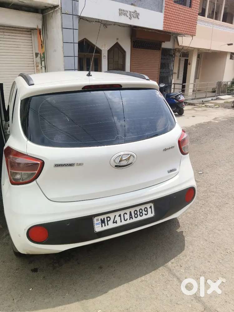 2017 Hyundai Grand I10 Sportz Automatic