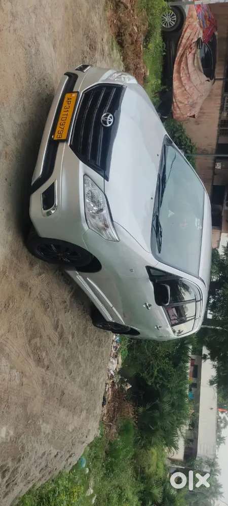 Toyota Innova 2013 Diesel 295000 Km Driven