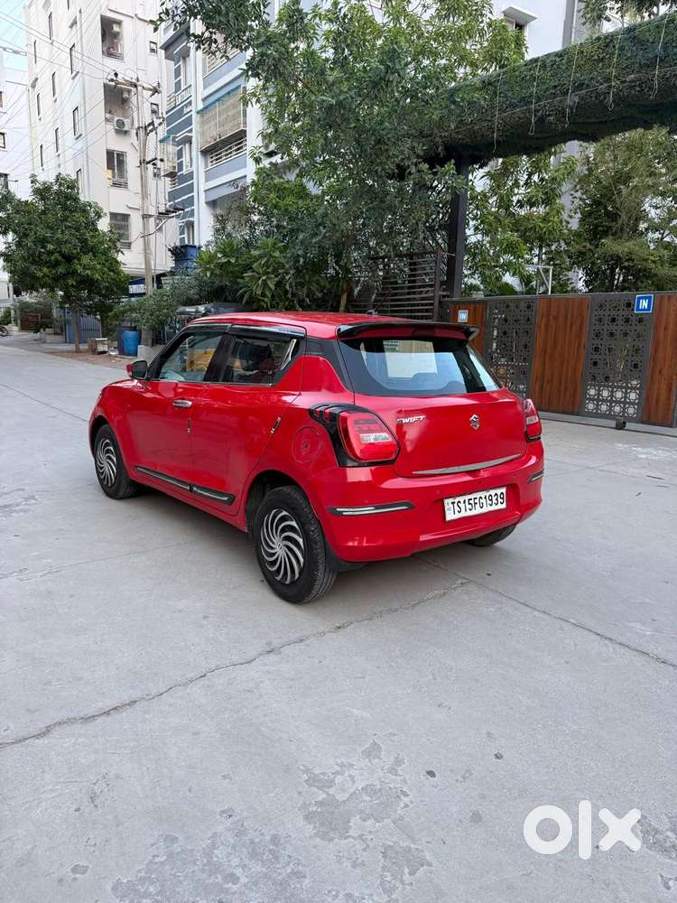 Maruti Suzuki Swift Vxi + Manual, 2022, Petrol