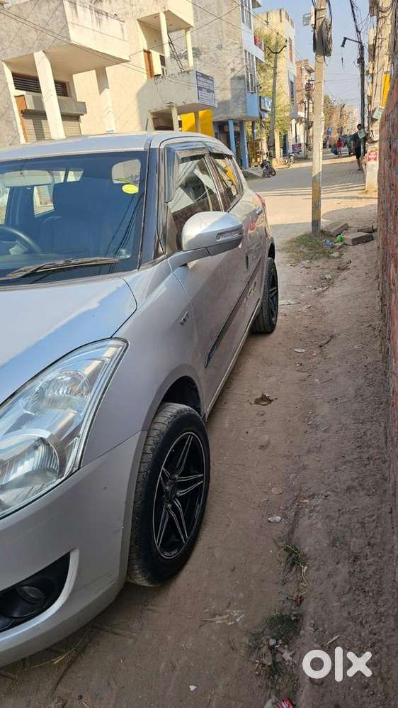 Maruti Suzuki Swift 2012 13000 Km Driven