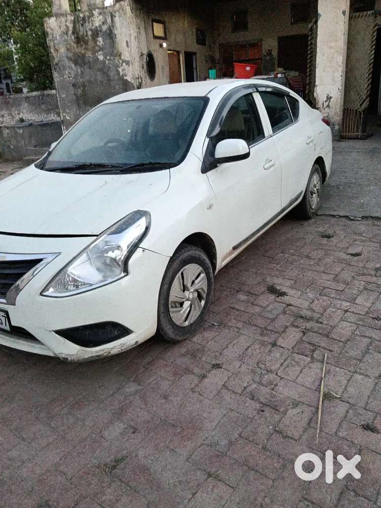 Nissan Sunny 2015 Diesel 84000 Km Driven