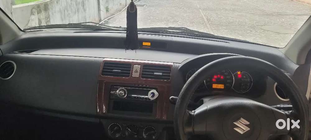 Maruti Suzuki Swift 2010