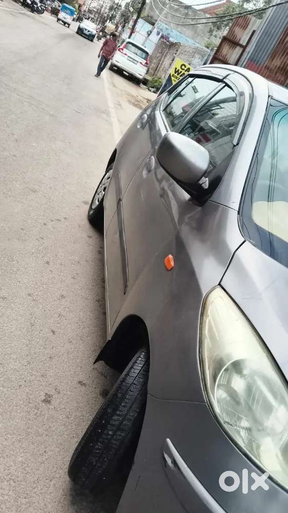 Hyundai I10 Sportz Petrol 2011