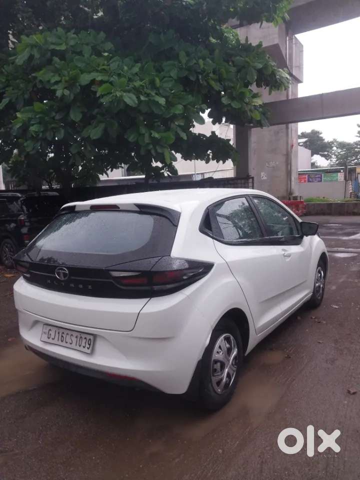 Tata Altroz 1.2 Xe Rhytm Petrol, 2020, Petrol