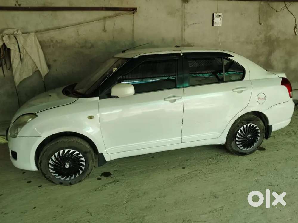 Maruti Suzuki Dzire 2010 Cng