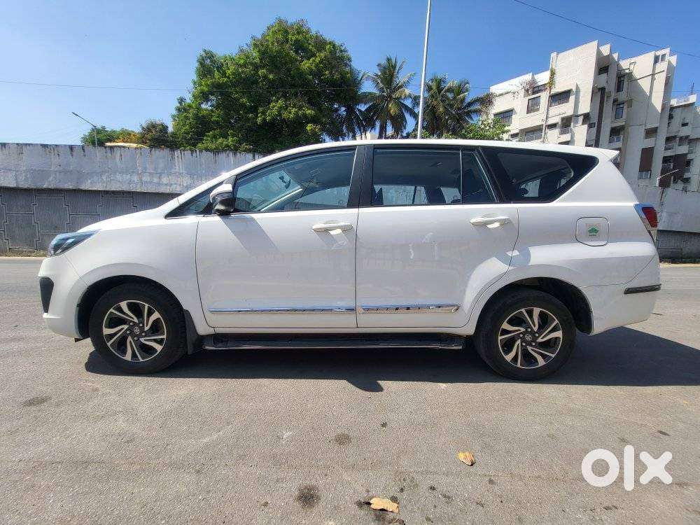 Toyota Innova Crysta 2.8 Gx At, 2021, Diesel