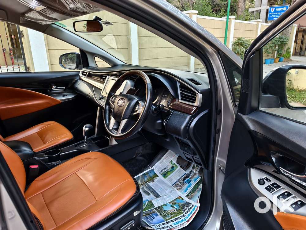 Toyota Innova Crysta