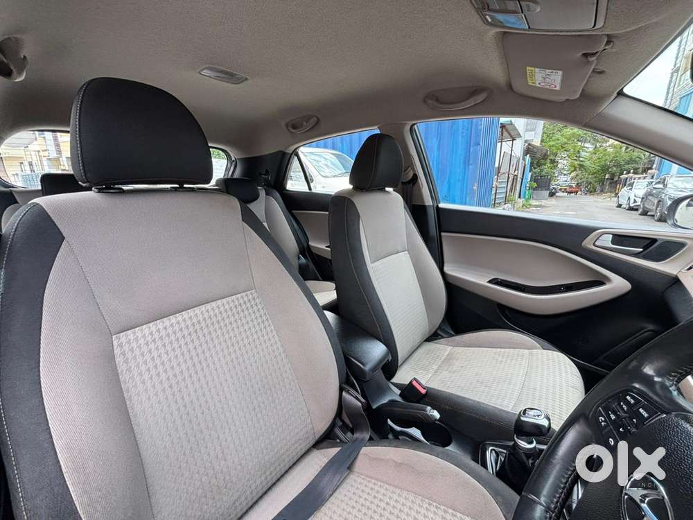 Hyundai I20 Petrol Asta Option, 2019, Petrol