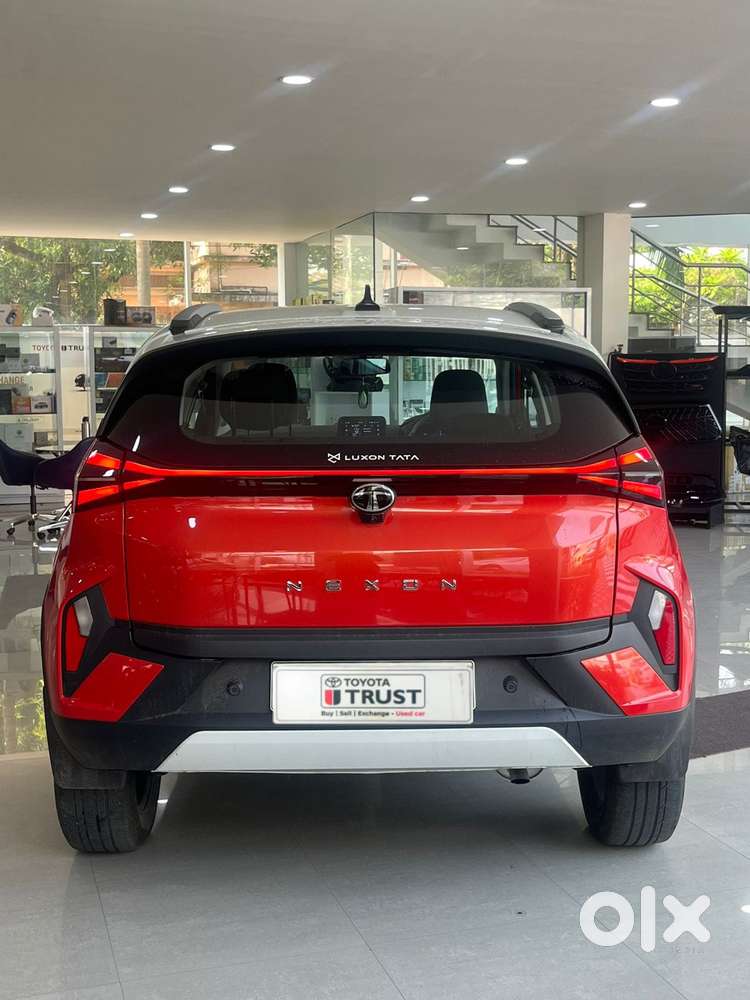 Tata Nexon Creative 1.2 Revotron Petrol 6 Amt, 2024, Petrol