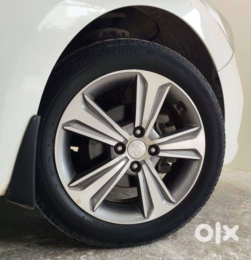 Hyundai Verna 1.6 Sx (o) Vtvt, 2019, Petrol