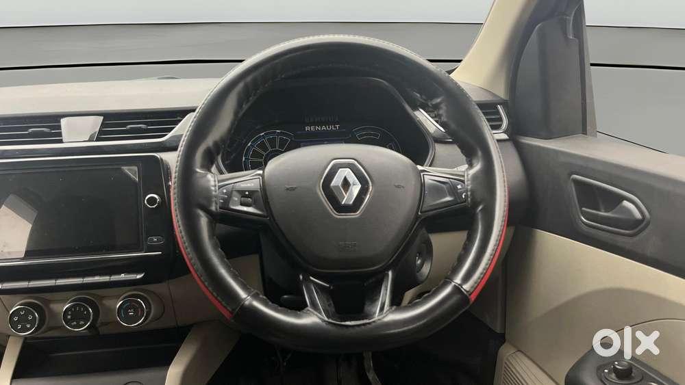 Renault Triber Rxt, 2023, Petrol