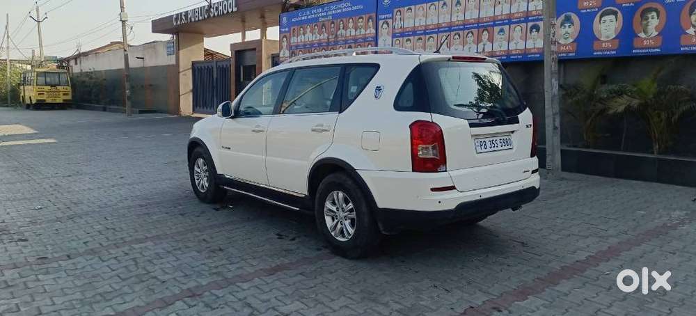 Mahindra Rexton, 2013, Diesel