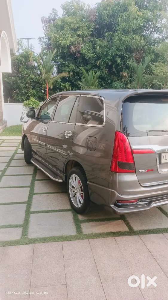 Toyota Innova 2013 Diesel 117000 Km Driven