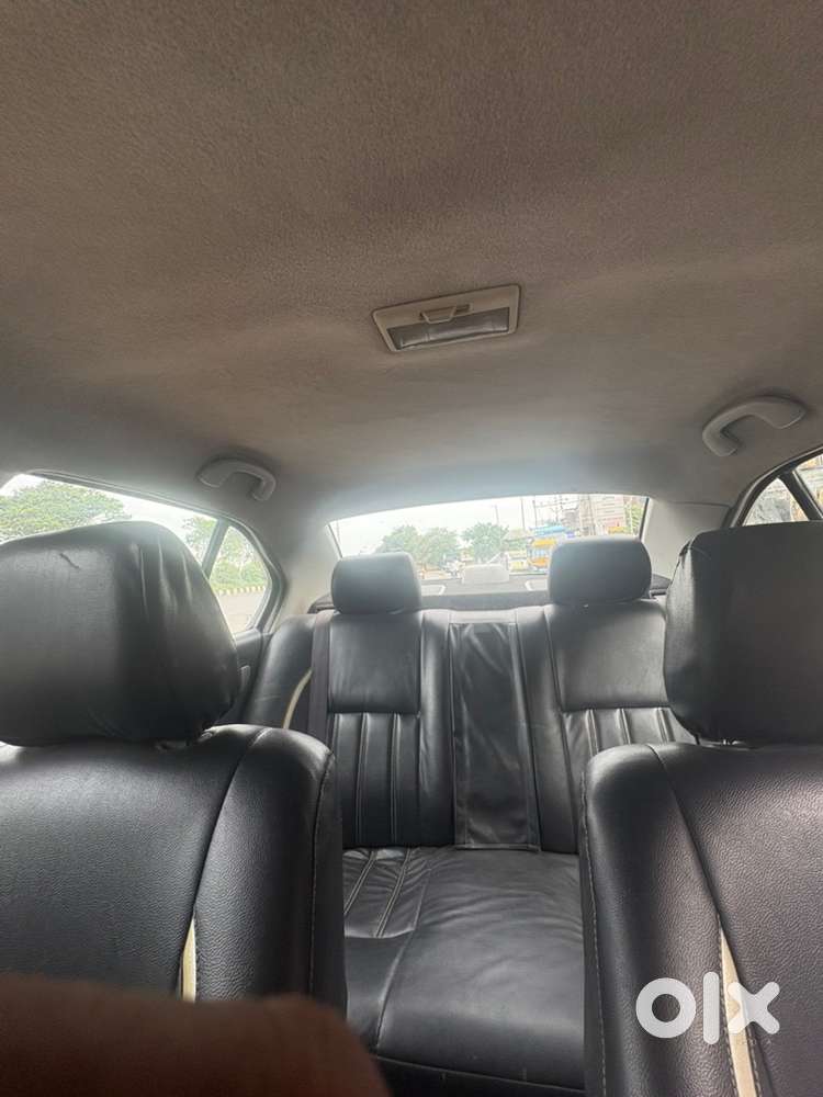 Maruti Suzuki Swift Dzire 2012 Diesel