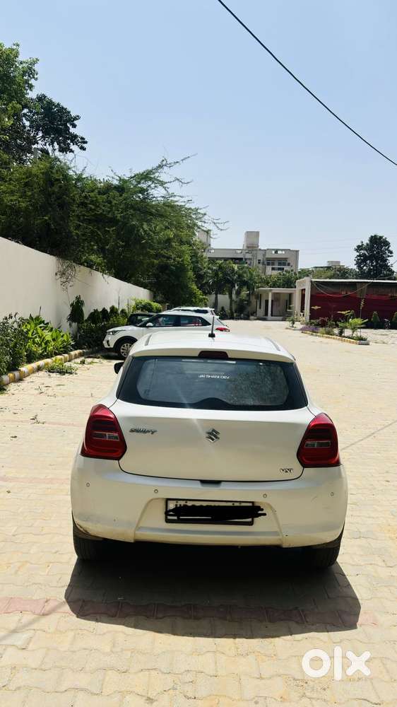 Maruti Suzuki Swift Lxi Option, 2022, Petrol
