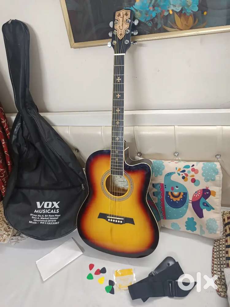 Crusader Guitar CF-3000C0 SB - Musical Instruments in undefined