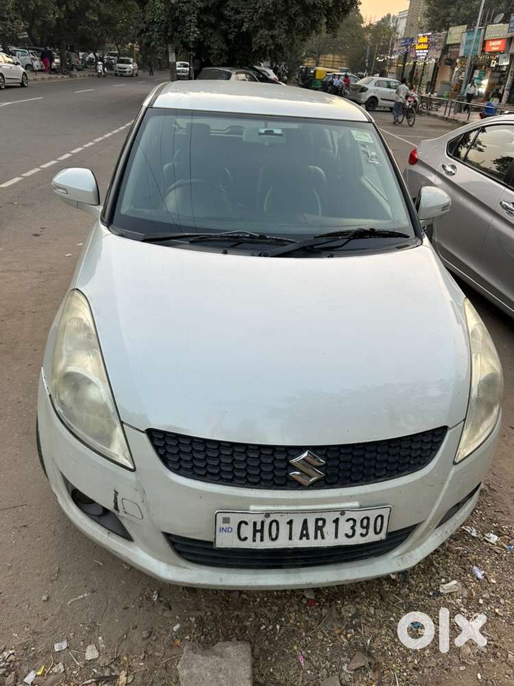 White Swift Rs Maruti 2013 Diesel