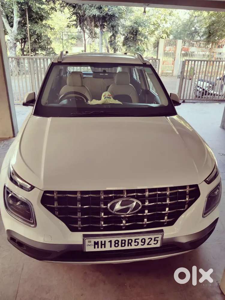 Hyundai Venue 2021 Petrol Good Condition