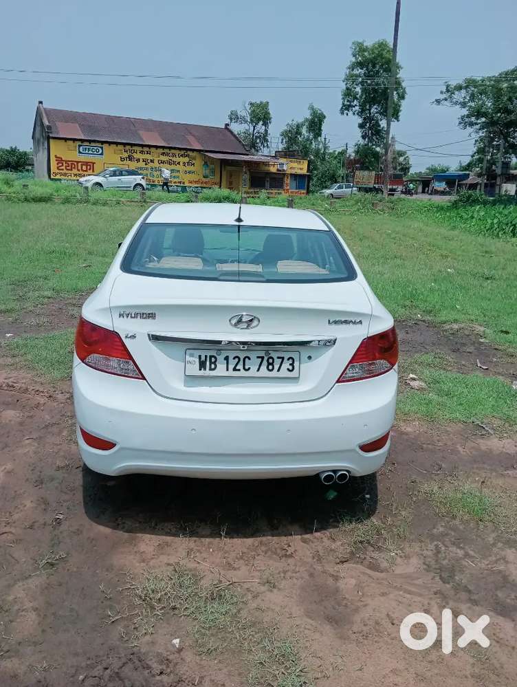 Hyundai Verna 2013 Diesel 98000 Km Driven