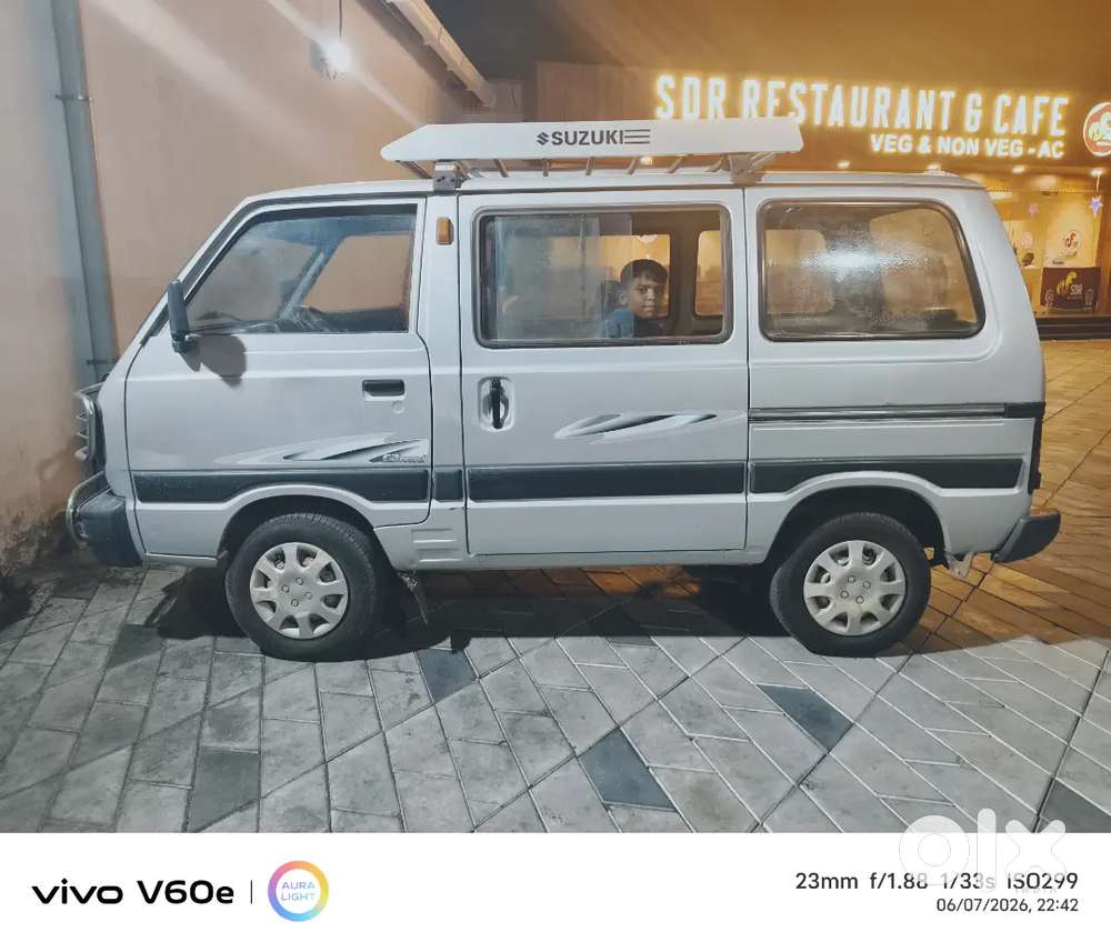 Omni 8 Seater