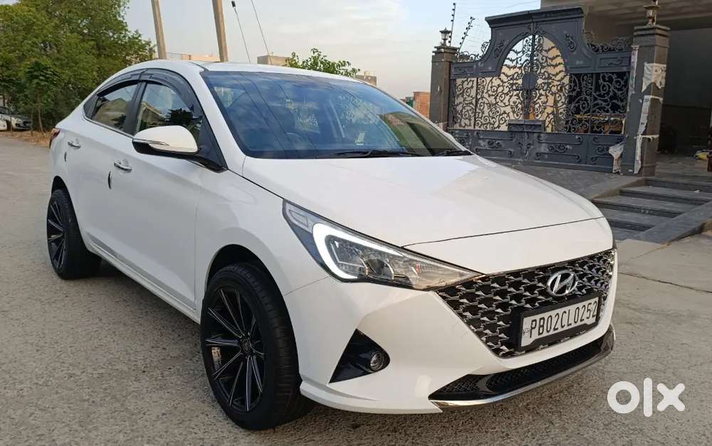 Showroom Condition Verna Sx (o) 2020 Top Model