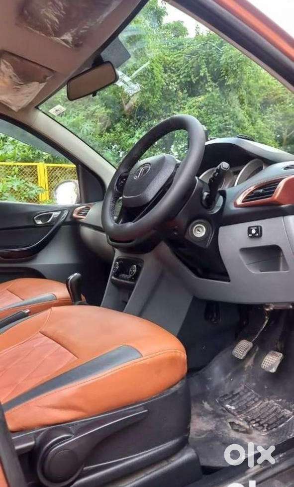 Tata Tigor Petrol 2017