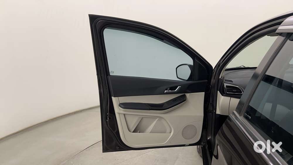 Tata Tiago Xza Plus, 2022, Petrol