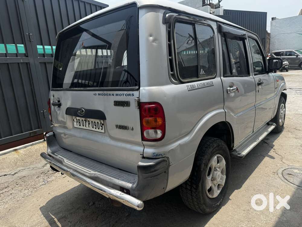 Mahindra Scorpio 2.6 Slx Turbo 7 Seater, 2005, Diesel