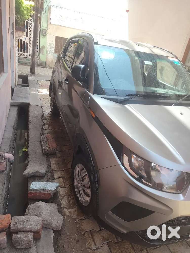 Mahindra Kuv 100 K2, 2018