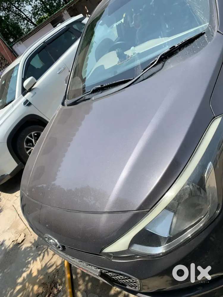 Hyundai I20 2017 Petrol 64000 Km Driven