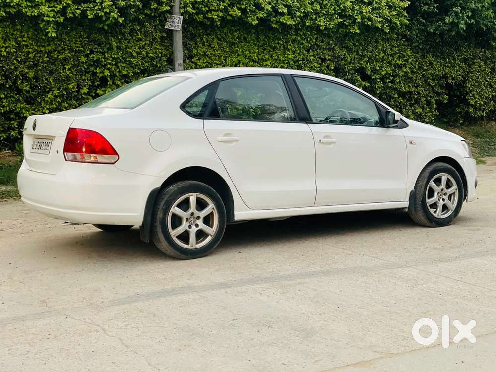 Volkswagen Vento 2010-2013 Petrol Highline, 2013, Petrol